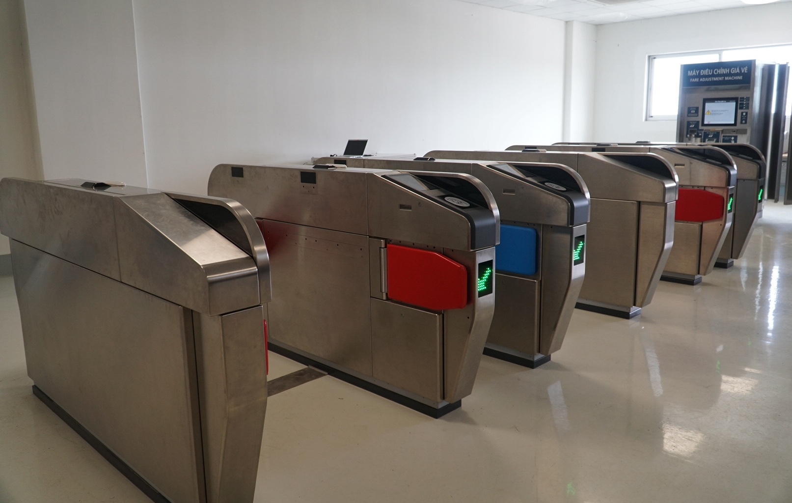 Automatic fare-collection gate line at a Metro station